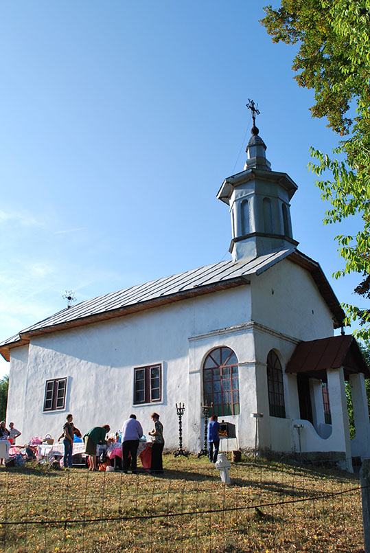 biserica husnicioara