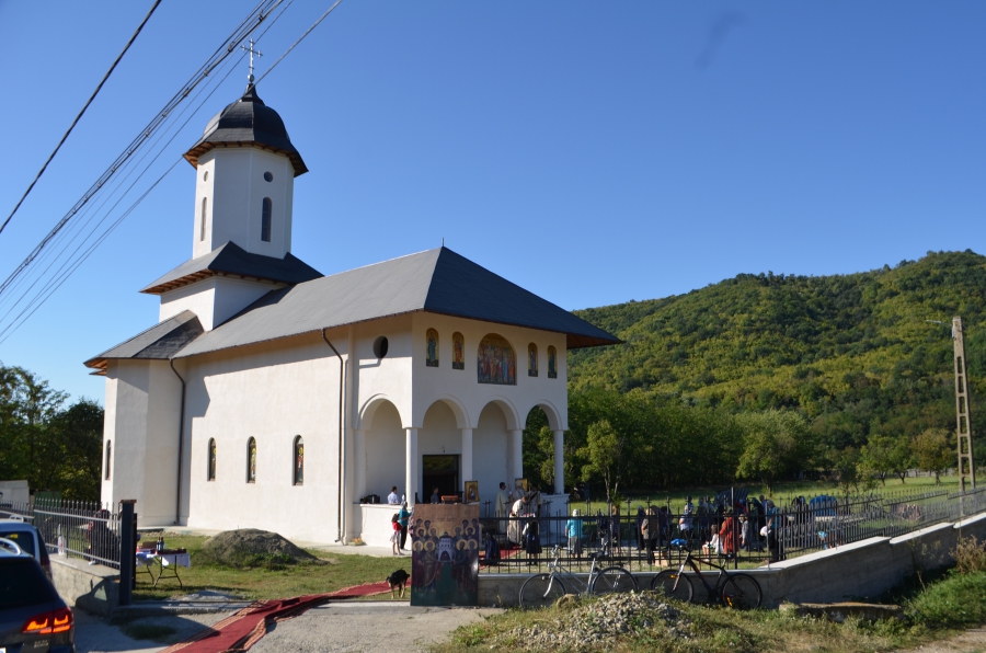 Preasfinţitul Nicodim va sluji vineri la Ciumarca satului Baloteşti