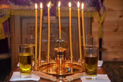 Taina Sfântului Maslu la Catedrala Episcopală