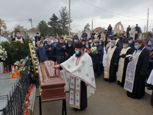 Părintele Adrian-Claudiu Căpitănescu a fost condus pe ultimul drum pământesc