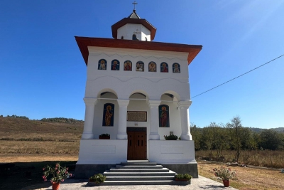 În Duminica a XVIII-a după Rusalii va fi resfinţită biserica din satul Menţii din Faţă