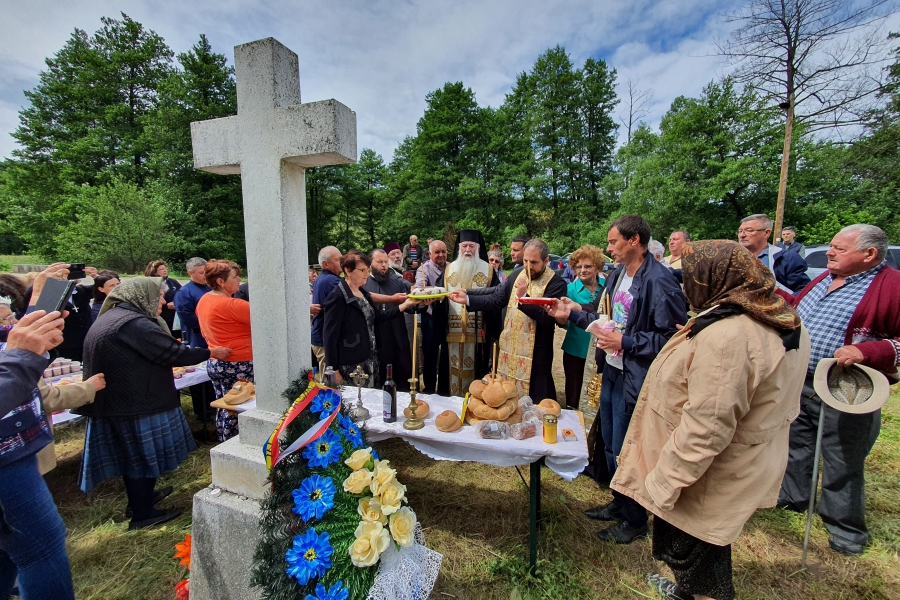 Comemorarea celor 106 locuitori ai comunei Cireşu, deportaţi în Bărăgan