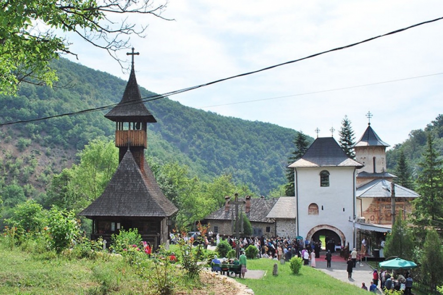Preasfinţitul Părinte Nicodim va sluji luni la Mănăstirea Topolniţa