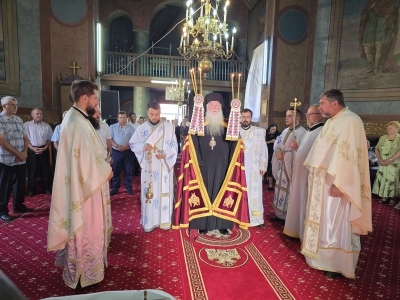 Bucurie și binecuvântare la Parohia Gemeni: slujbă arhierească, hirotonie și instalare de preot