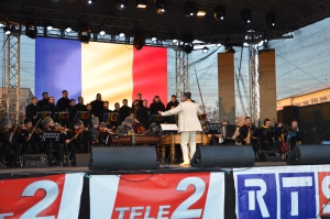Corul Kinonia a concertat alături de orchestrele reunite &quot;Lăutarii Mehedințiului&quot; și &quot;Maria Tănase&quot;
