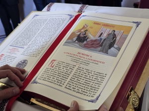 Slujire arhierească la Mănăstirea Cârjei
