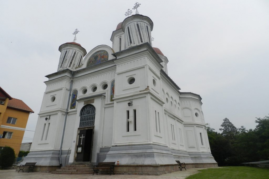 Ierarhul mehedinţenilor va sluji la hramul bisericii Grecescu din Drobeta Turnu Severin