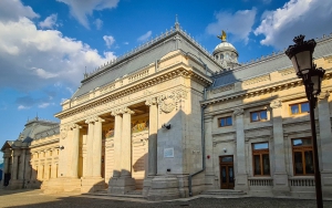 Joi s-a desfăşurat şedinţa de lucru a Sfântul Sinod al Bisericii Ortodoxe Române. La eveniment a luat parte şi Preasfinţitul Părinte Nicodim