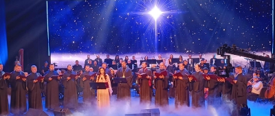 Concert excepțional la Teatrul Național din București: „Acasă de Sărbători”, o seară dedicată colindelor și bucuriei Nașterii Domnului