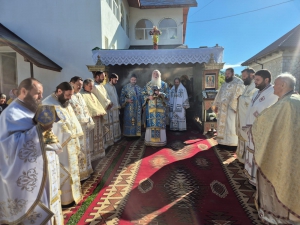 1 octombrie - prilej de bucurie pentru obştea Mănăstirii Balta