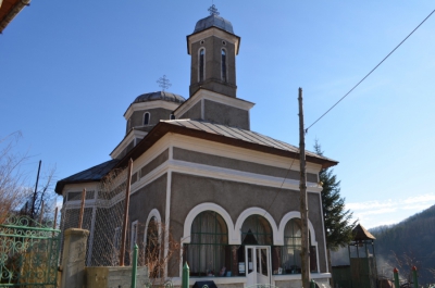 Biserica din Obârșia Cloșani își serbează miercuri ocrotitorul